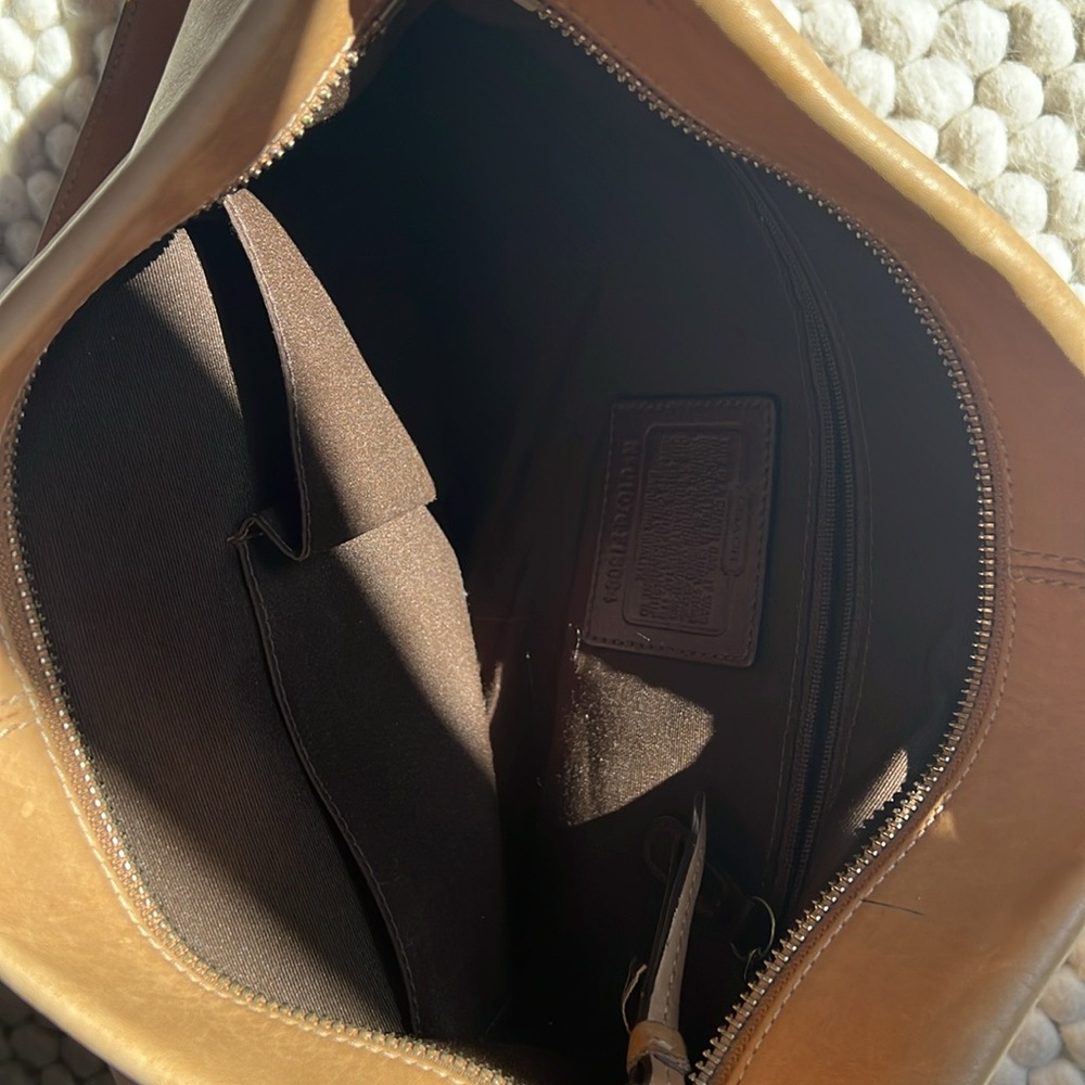 COACH Hobo Bag Tan Camel Leather Buckles Straps Vintage - Picture 4 of 14